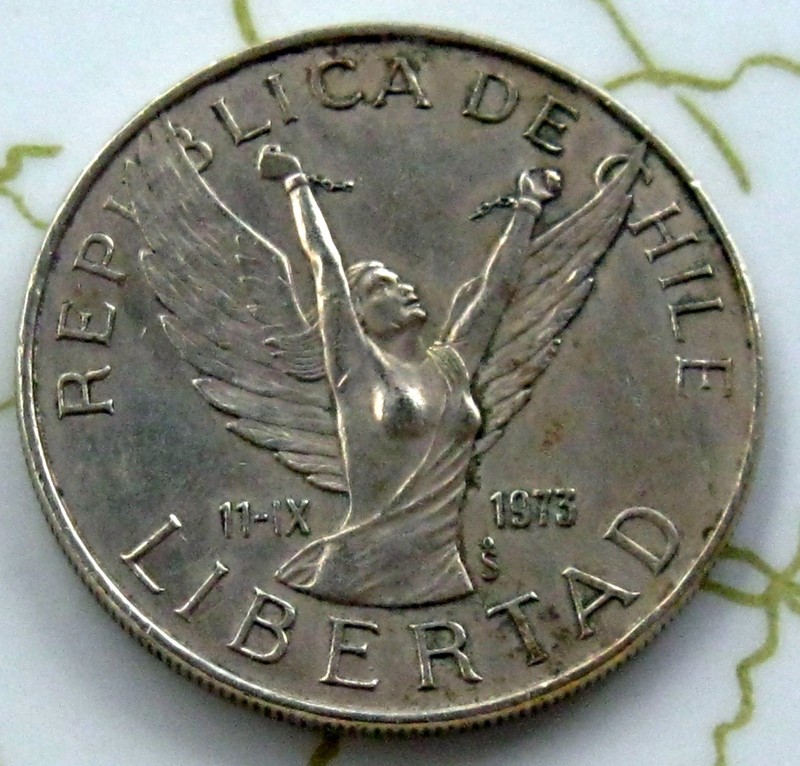 COIN CHILE 10PESOS 1977 AU 200