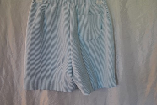 Women's Shorts by Harsam International Size Small Green and white in Color - Picture 3 of 8
