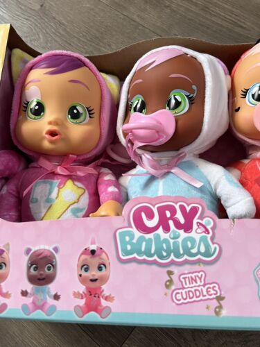 NEW, Cry Babies Tiny Cuddles Music Edition 3pk Dolls. - Picture 3 of 5
