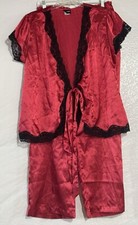 Camisa bata kimono/pantalones caprichosa Fredericks of Hollywood roja satinada encaje talla L