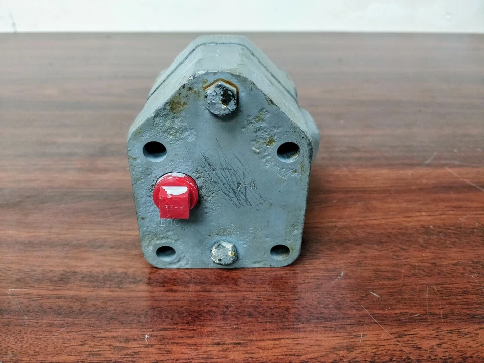 TwinDisc XB-5639B, Oil Pump  - Image 3 of 4