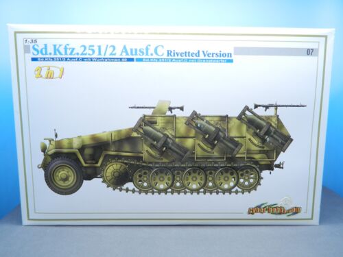Kit 1/35 Cyber Hobby n. 6326""2 in 1"" Sd.Kfz.251/2 Ausf.C VERSIONE RIVETTATA Nuovo" - Foto 1 di 3