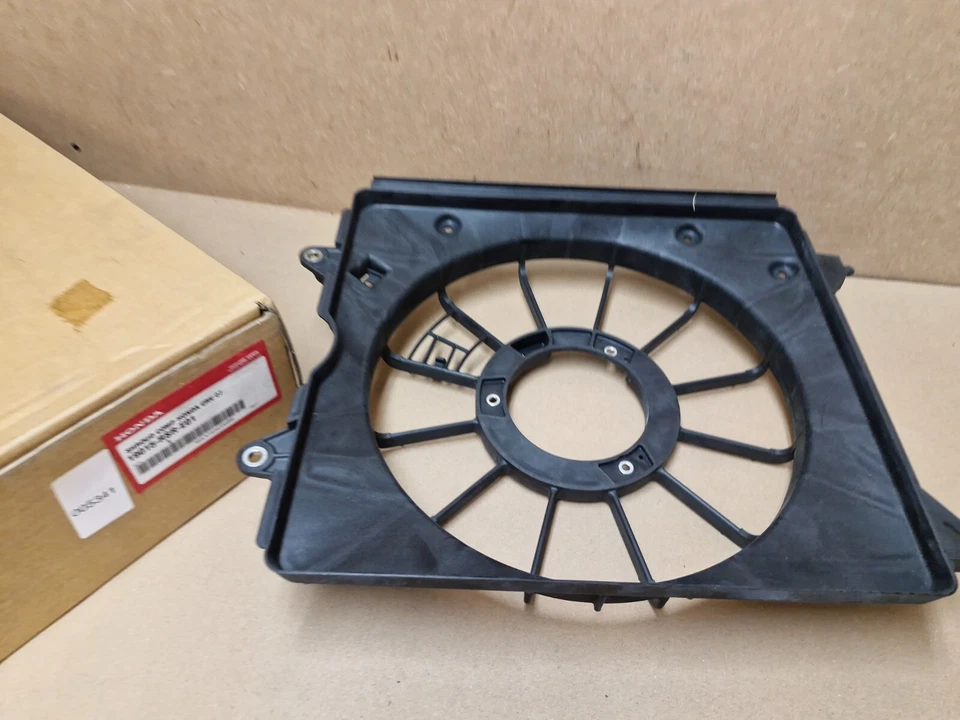 Honda Civic Mk8 2005-2015 Diffuser Fan Shroud 19015-RSR-E01 Genuine NEW OEM - Image 3 of 4