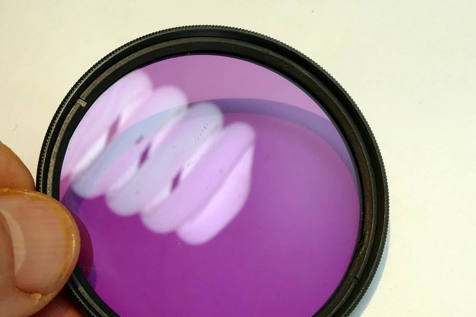 Neewer FL-D 58mm Filter threaded Fluorescent Filter for Daylight Film - Image 4 of 4