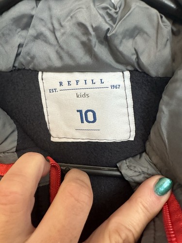 refill Kids Puffer Vest. Size 10 Red With Black And Gray Full Zip. - Picture 2 of 6
