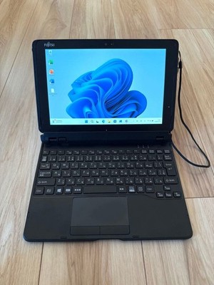 Fujitsu ARROWS Tab Q507 2 in 1 Tablet Windows 11 Pro 64GB 4GB