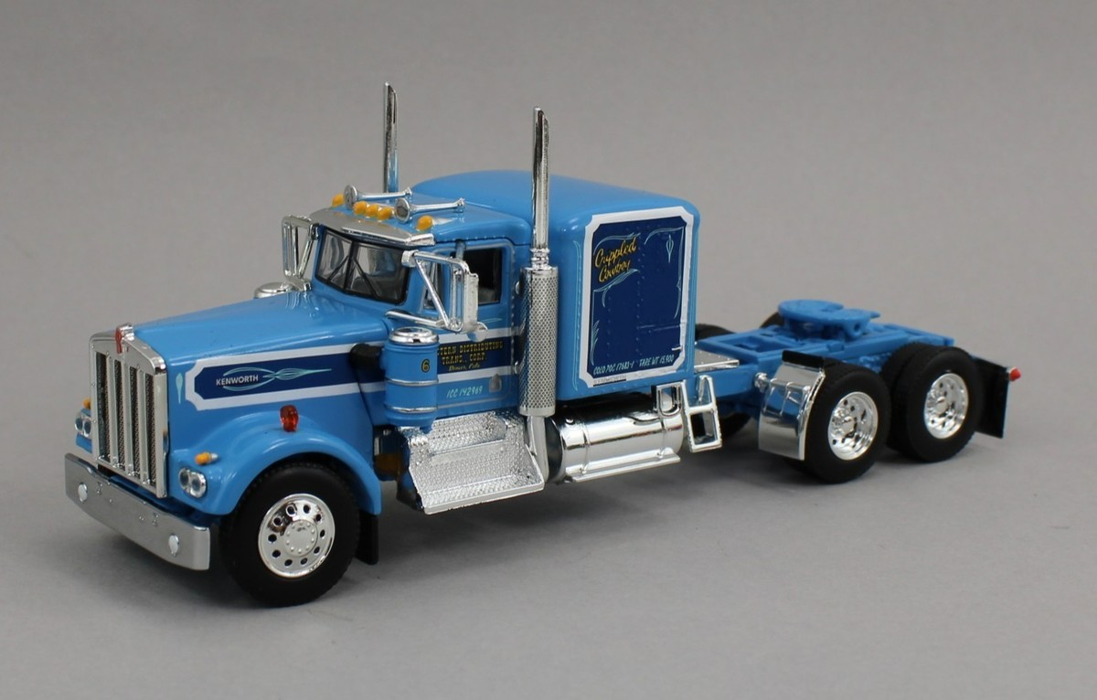 DCP 1:64 *LEGACY SERIES #2* WESTERN DISTRIBUTING Kenworth W900A w