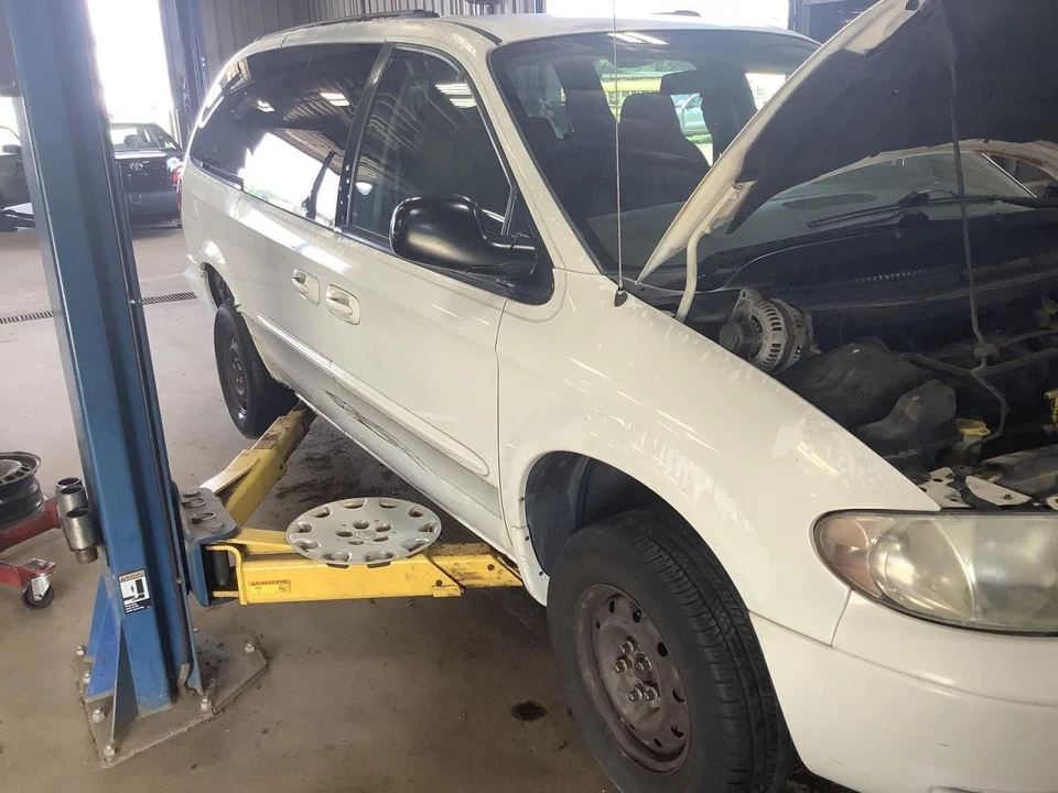 Radiador de 6 cilindros para caravana 01-04 342110 Foto 3 de 4