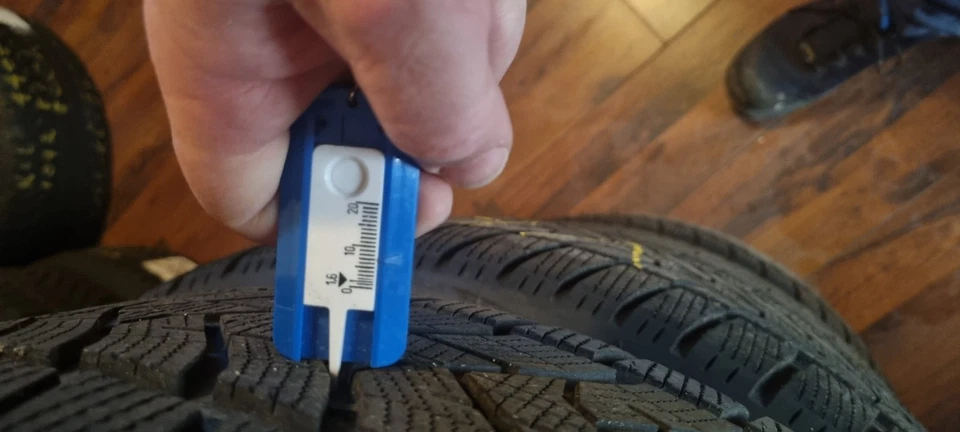 20Zoll Audi e-tron etron Q8 Alufelgen mit Winterreifen Dunlop - Bild 3 von 4