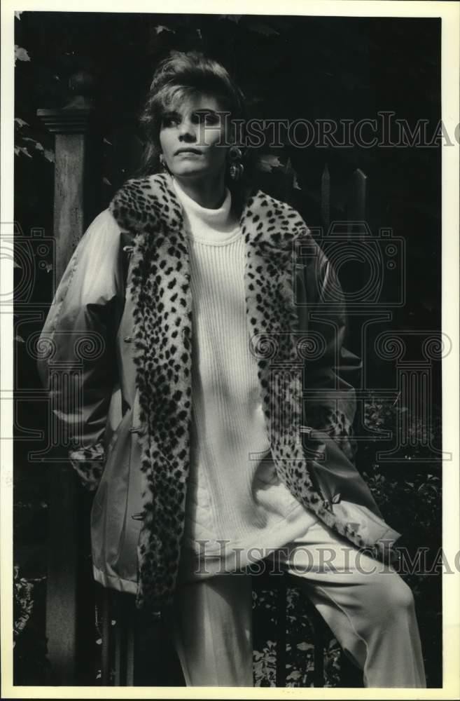 1989 Press Photo Model Posing in Coat for Women's Fashion Feature - syp46290