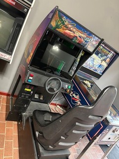 Cruis'n usa full size sit down arcade machine driving racing