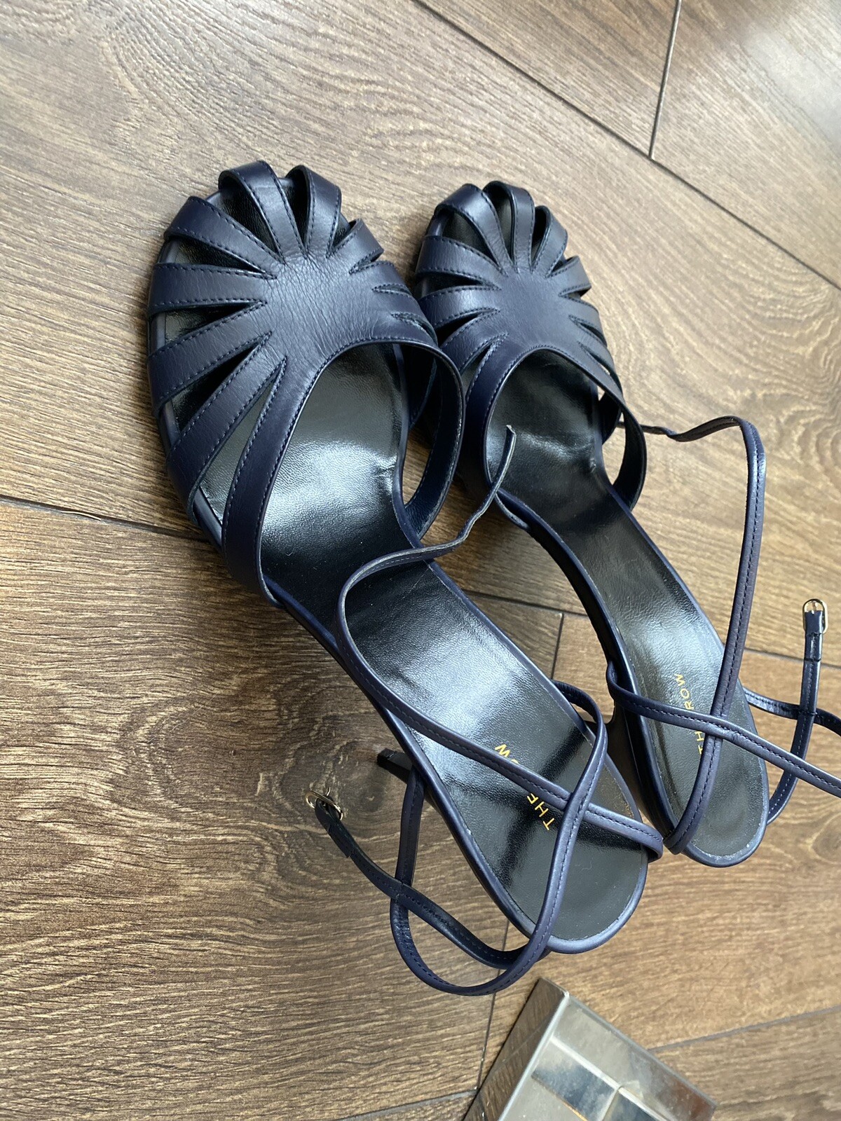 FILA THE ROW Sandali in pelle tagliati con tango