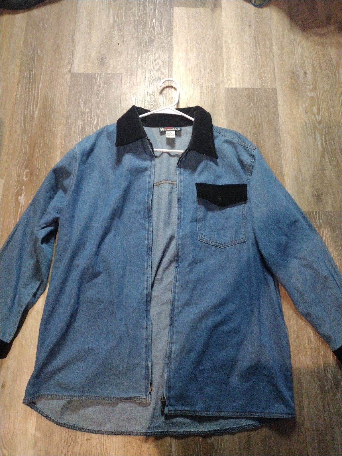 Forever Wearall 100% Cotton Blue Denim Men's Jean Jacket L