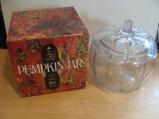 Dunkin Donuts Pumpkin Jar Cookie Canister Halloween / Fall Glass w/ Box