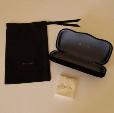 Gucci Sunglasses Eyeglasses Case Black Blue Velvet Clamshell  display picture 1