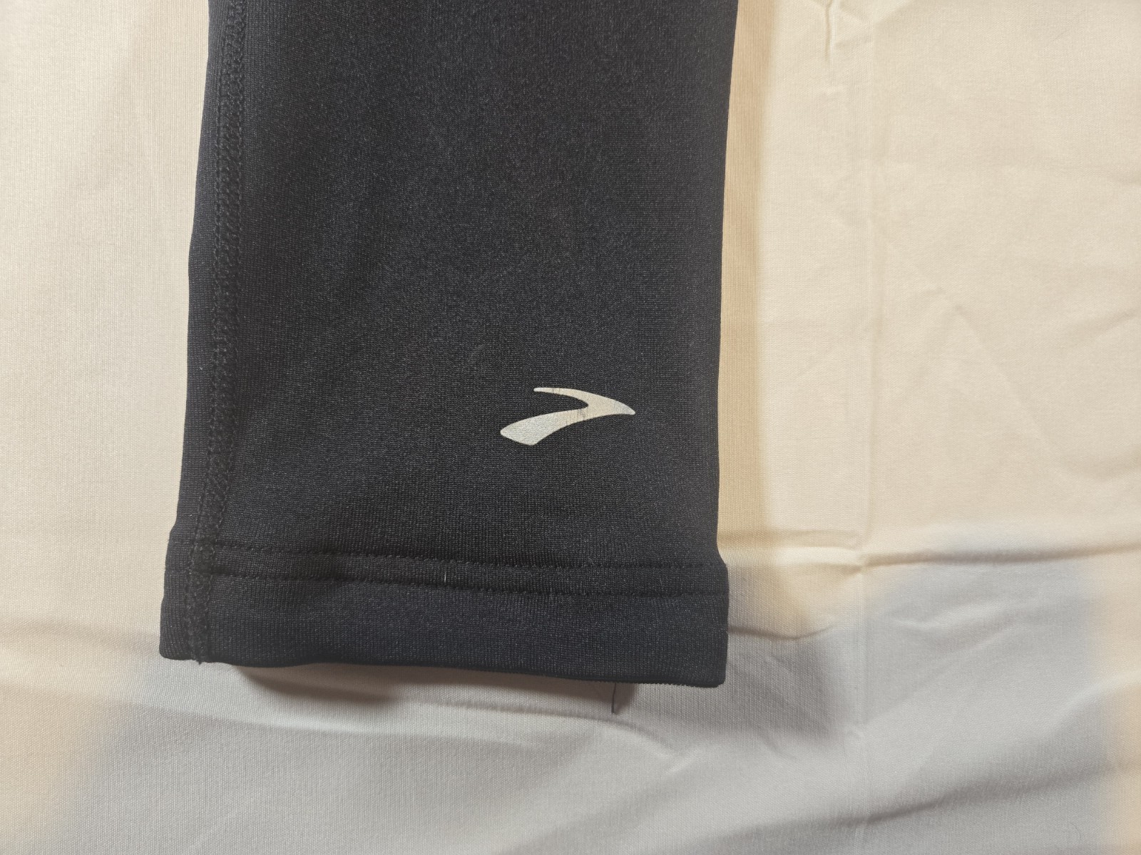 Brooks Running Equilibrium Technology Pants, Men'… - image 5