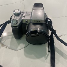 Sony Super Steady Cyber Shot DSC H1 5.1 MP Digital Camera, Bag Works Great