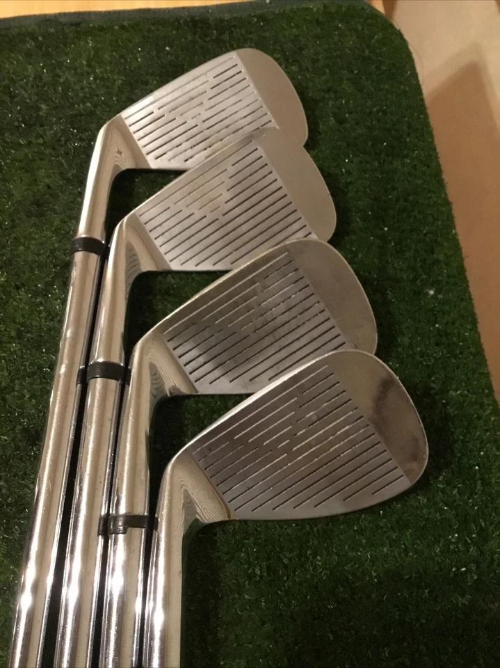 Wilson Staff Midsize RM Forged Irons Set 4-SW (No 5) Stiff Steel Shafts - Image 4 of 4