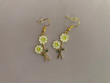 pretty white/yellow/green and gold tone drop earrings on French wires new!