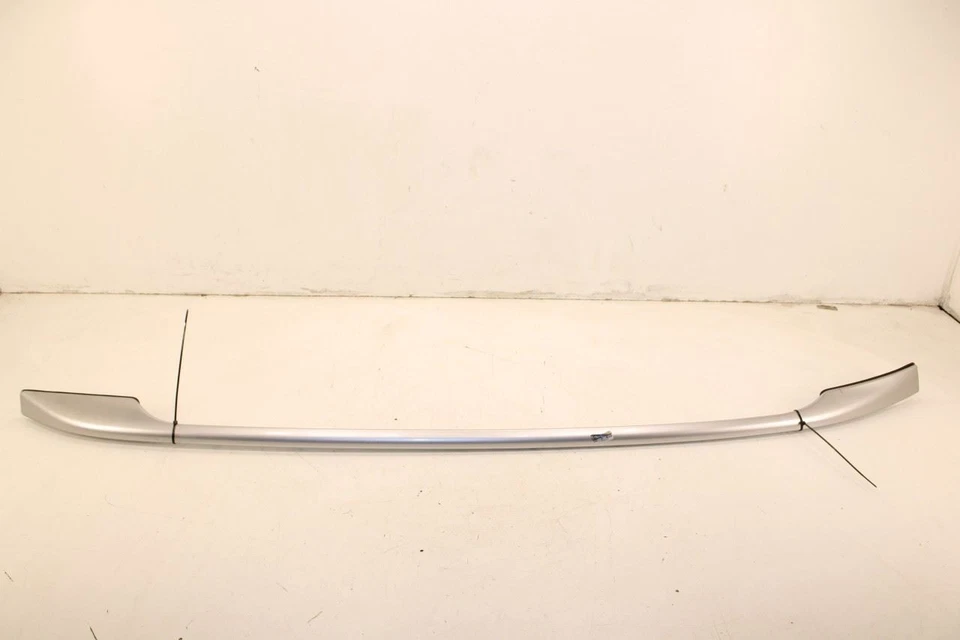 Trilho para bagageiro de teto esquerdo e direito Infiniti QX50 2015-2017 73823-5UB0A FABRICANTE DE EQUIPAMENTO ORIGINAL - Imagem 2 de 4