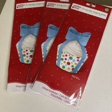 Wilton Holiday Time Cupcake Wraps  Picks Set of 3 8 Count New