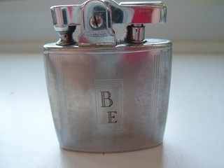 VINTAGE RONSON STANDARD LIGHTER £1 !! BARGAINS !! TO FIND
