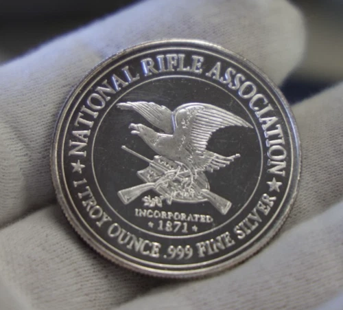 Defending Freedom  1 oz .999 Silver Round NRA Unc National Rifle Assoc.