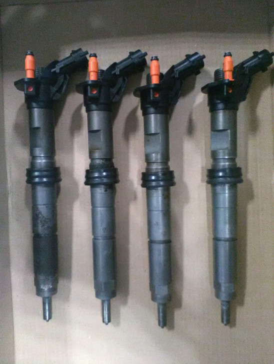 Injector Bosch 0445116059 Iveco Daily Fiat Ducato Jumper Boxer 3.0 