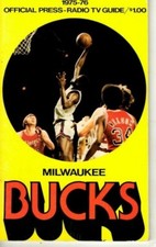1975-76 Basketball Media Guide Milwaukee Bucks, Bob Dandridge, Elmore Smith GOOD
