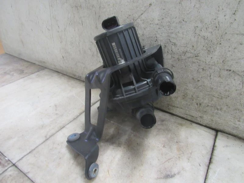 04 05 06 07 08 09 Bomba de aire VW TOUAREG Foto 3 de 4