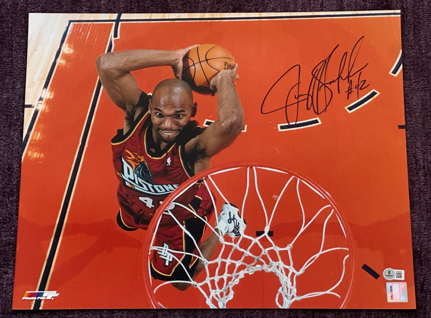 Jerry Stackhouse Autographed Signed Detroit Pistons 16x20 PHOTO Beckett (BAS) 