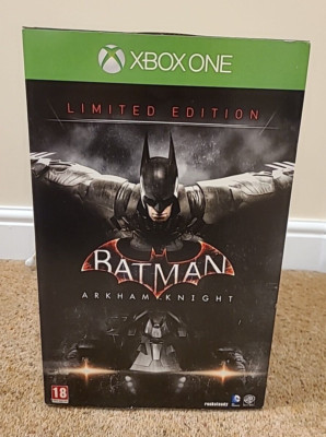 Batman Arkham Knight Limited Edition Xbox One Statue Art Book