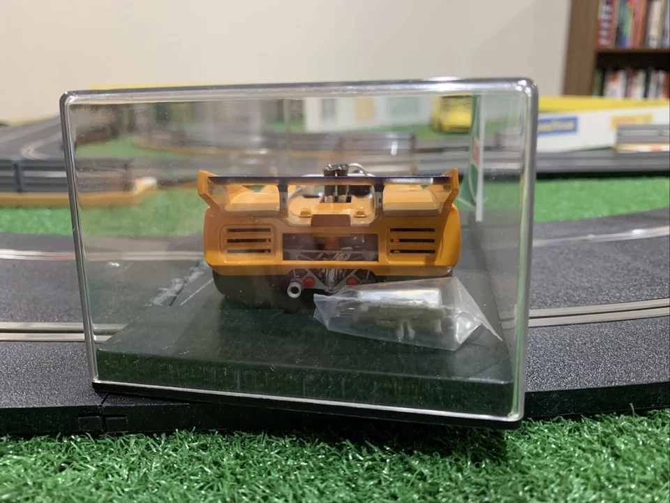 1/32 McLaren M8D, #48 Dan Gurney New In Case - Image 4 of 4