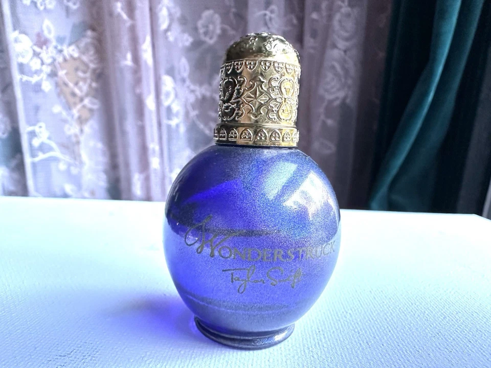 Wonderstruck Taylor Swift Eau De Parfum .5 FL OZ Botella Casi Completa Foto 2 de 2