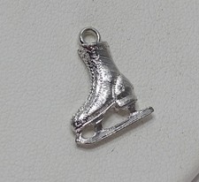 Ice Skate Charm, Sports Charm, Pendant, C745