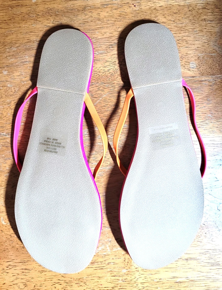 Новые шлепанцы/тапочки/слипоны Victoria's Secret фуксия/розовый размер 11B - Изображение 2 из 4