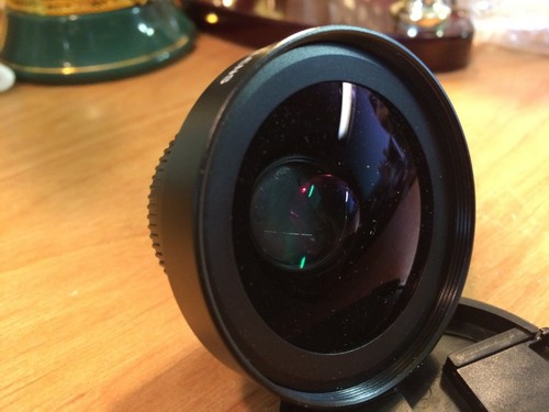 Xenvo Clarus 15 X Macro Pro Lens Truview 0.45x Super Wide-Angle - Picture 3 of 7