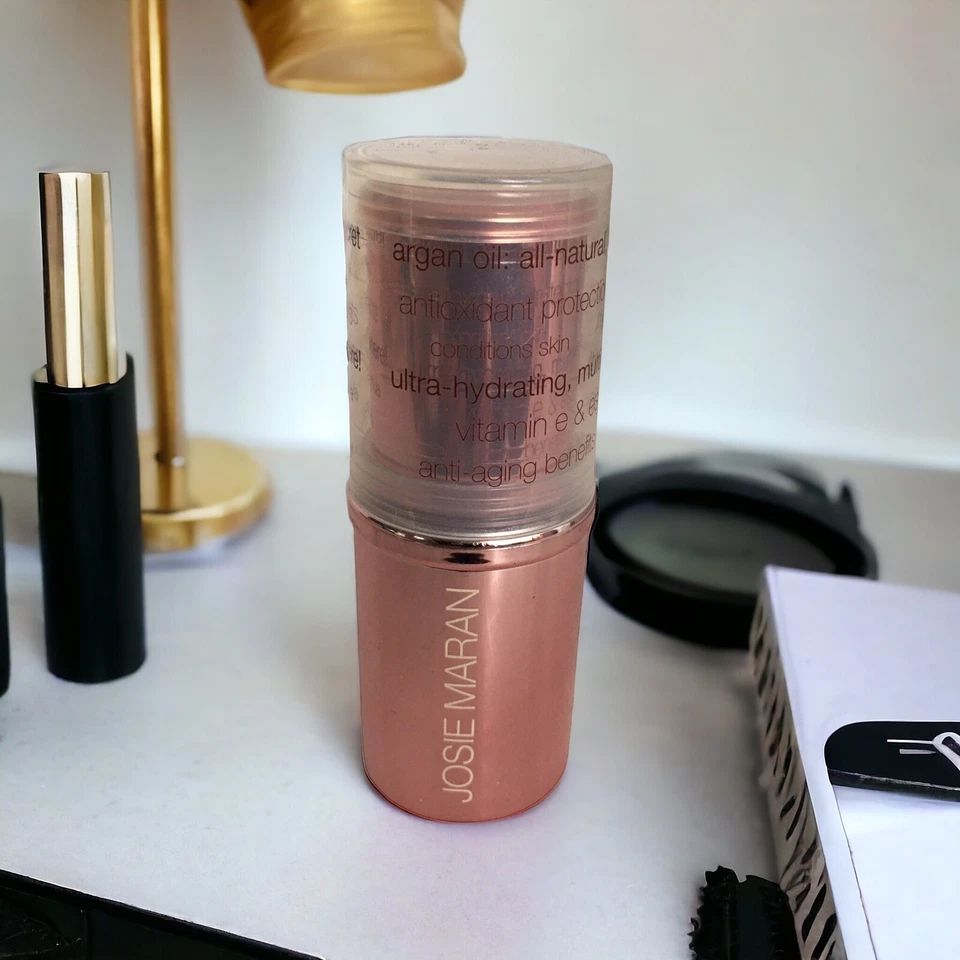 Josie Maran Ultra-Hidratante, Bálsamo Multitarea Argán Color Barra 'BRILLO' 0.55oz Foto 3 de 4