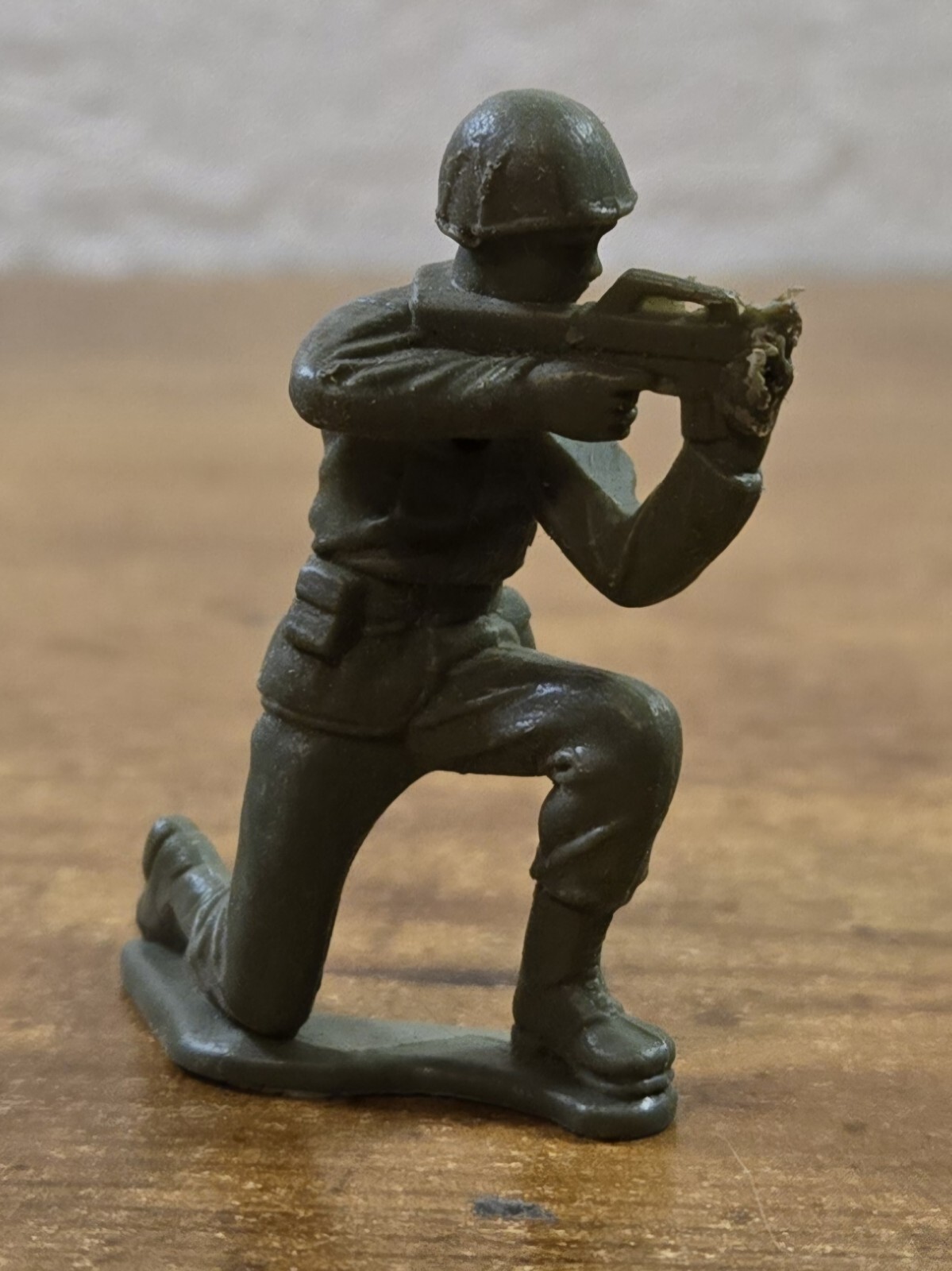 VTG 15 Pc. Green Plastic Infantry Army Plastic Figures (Various Makers), Preown