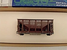 Ho Scale Roundhouse Chicago Northwestern 26' rib side  Ore Car    Kit  121001