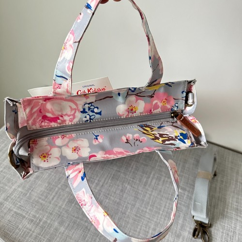 Cath Kidston Seashell Crossbody Book Bag/Tote NWT - Picture 5 of 5