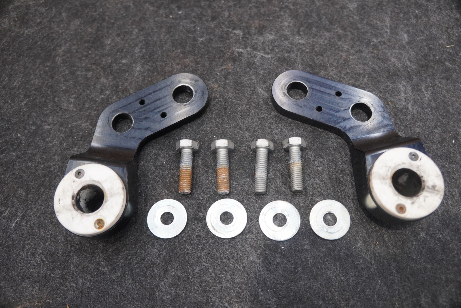 Rear Upper Engine Lid Bracket Adapter Mount 88680100 Ferrari 488 Challenge 2018