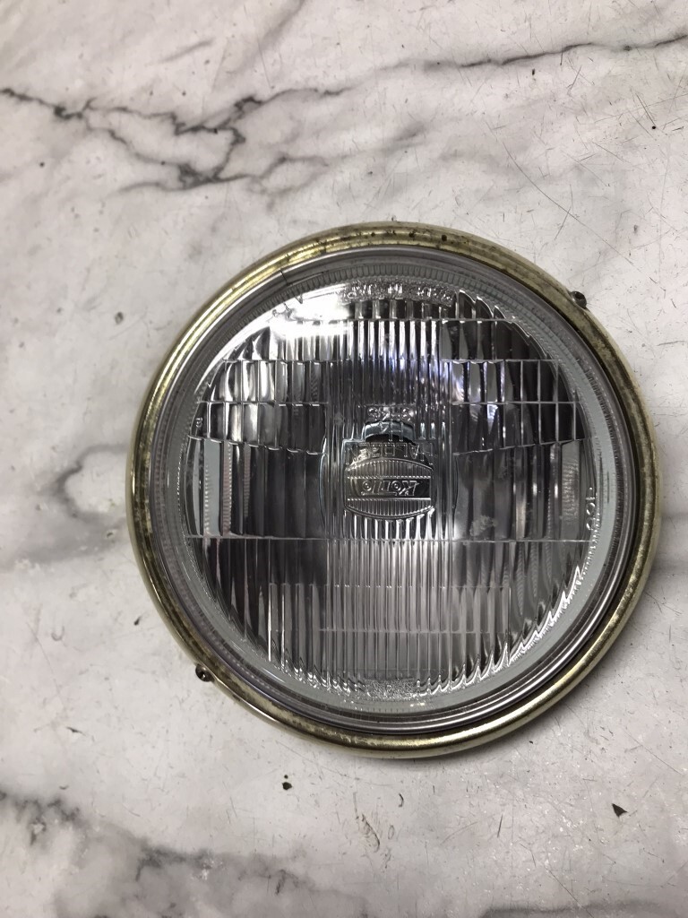 86 Yamaha XV1100 XV 1100 Virago Headlight Head Light Bucket Housing