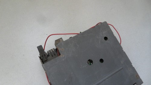 1977 GM B Body Chevy Buick Olds AM FM Radio Parts Only 9344825 02DB5 ZZ - Picture 6 of 8