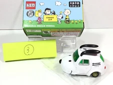 Snoopy Museum Tokyo Original Dream Tomica Mini Car Peanuts Snoopy Japan In Stock
