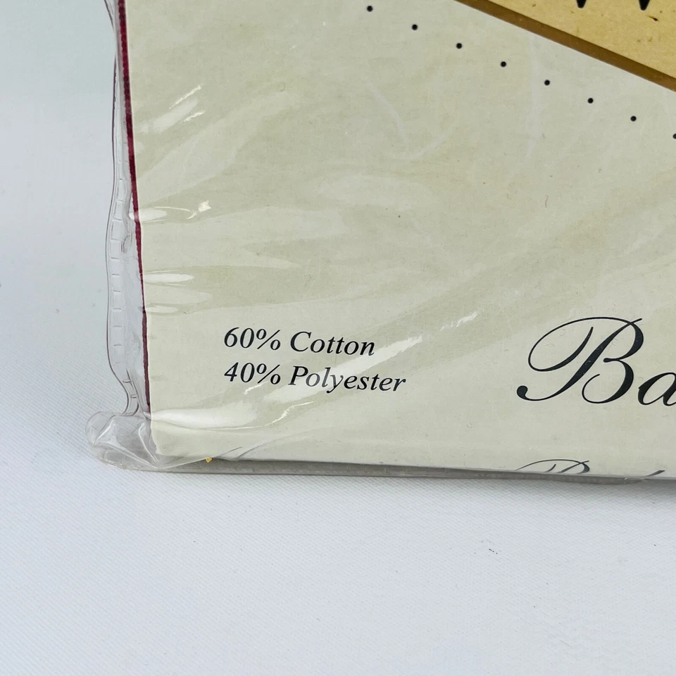 Wilton Court Balmoral Moire Plaid Tablecloth 52" x 70" Red Green Christmas - Image 4 of 4