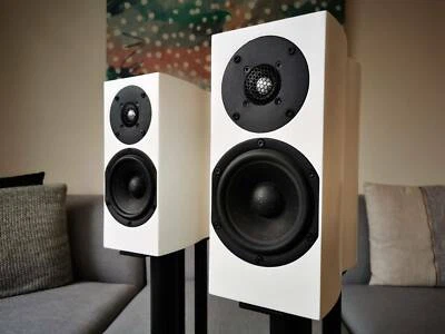speakers gumtree