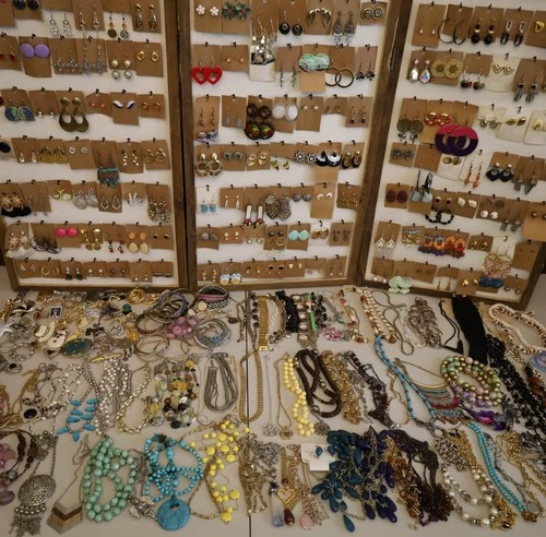 Huge Vintage - Mod Estate Costume Jewelry Lot A Necklaces Bracelets Earrings LBS