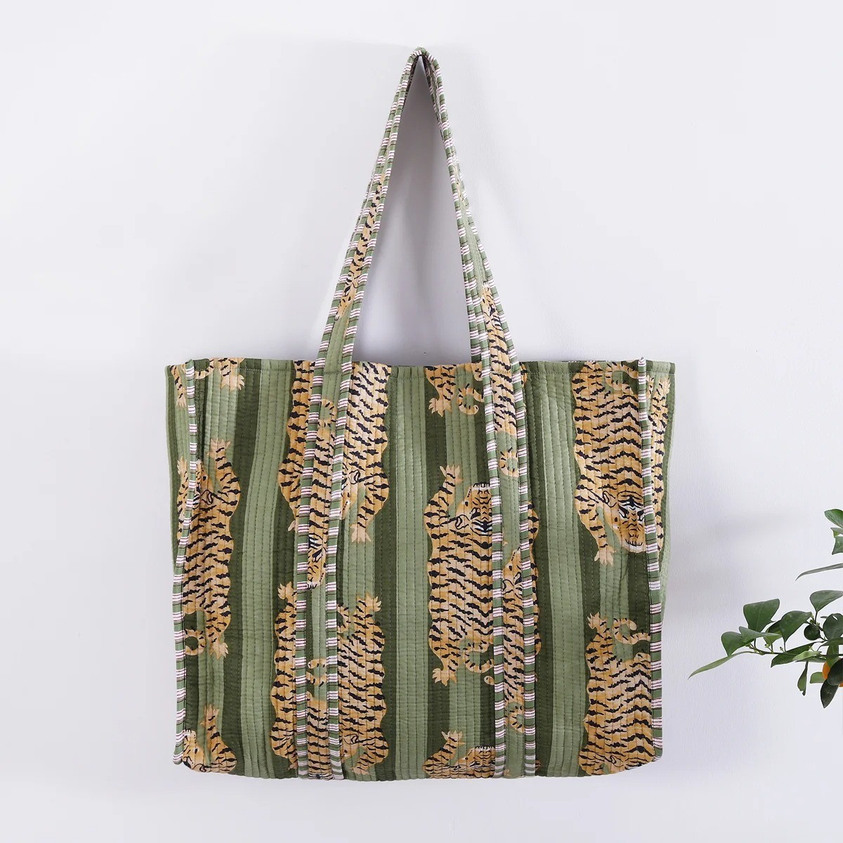 Bolsos de mano indios acolchados hechos a mano de algodón verde tigre hombro ...