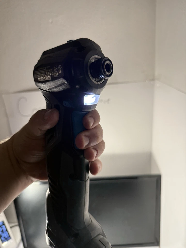 Hammerhead atornillador de impacto compacto/martillo automático HCID120 con cargador HCCH120 sin broca Foto 4 de 4